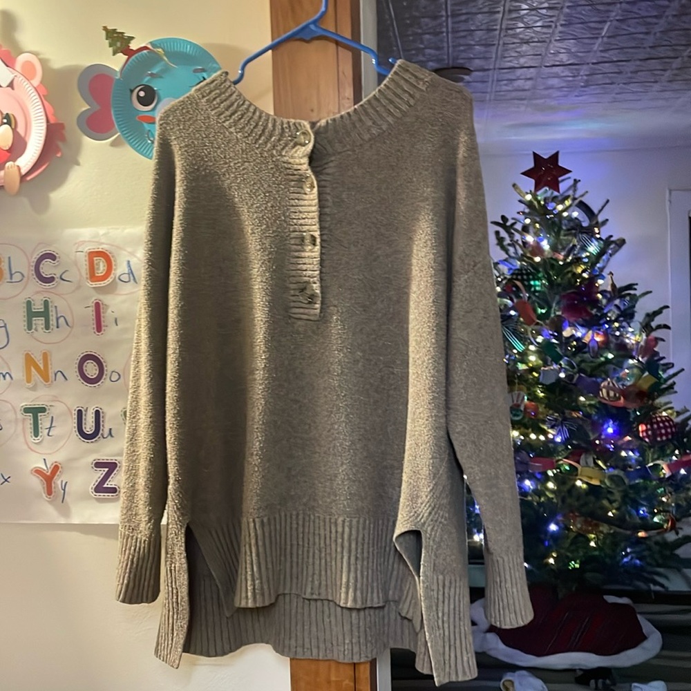 Loft Lou& Grey Tan Tunic Sweater in Size Large